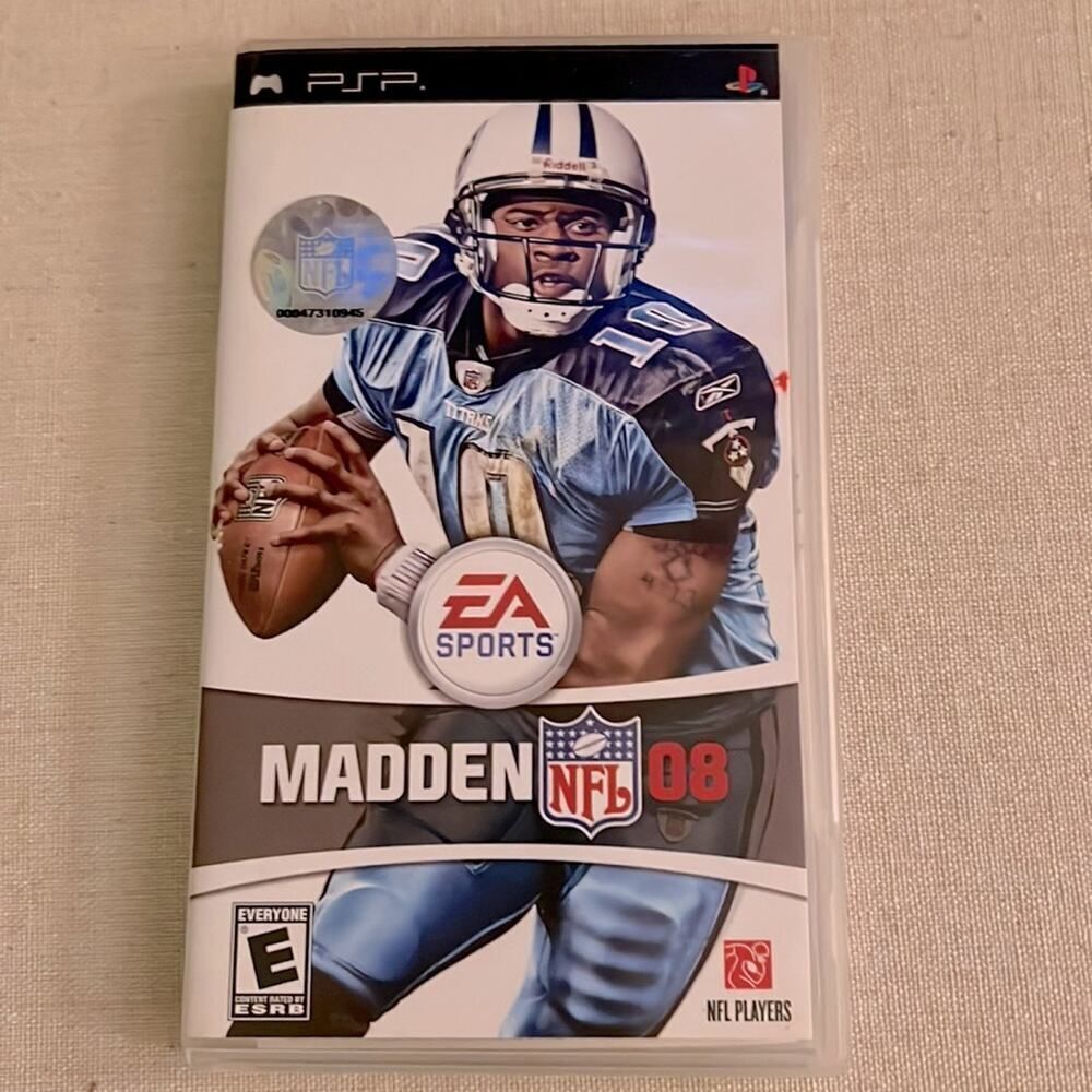 Sony PSP Madden NFL 08 w cases and manuals